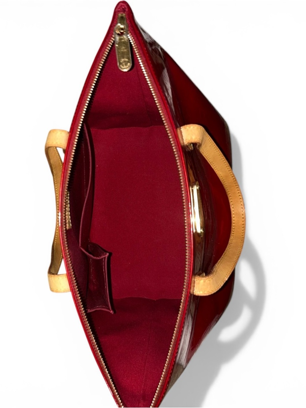 LOUIS VUITTON Monogram Red Leather Vernis Bellevue PM Tote Handbag AUTHENTICATED - Picture 6 of 16